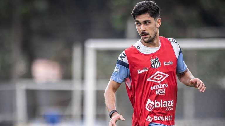 Тренировки Сантоса / фото с Twitter Тренировки Сантоса / фото с Twitter