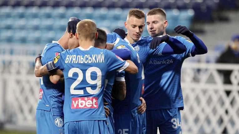 Гравці Динамо / Фото сайт "біло-синіх" Гравці Динамо / Фото сайт "біло-синіх"