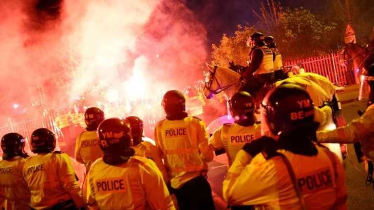 Схватки перед игрой перед матчем Астон Вилла - Легия / Фото Reuters Схватки перед игрой перед матчем Астон Вилла - Легия / Фото Reuters