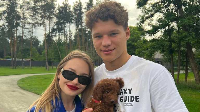 Малиш з дружиною Яною / фото з Instagram Малиш з дружиною Яною / фото з Instagram