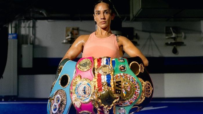 Легендарна боксерка відмовилась від поясу WBC на знак протесту