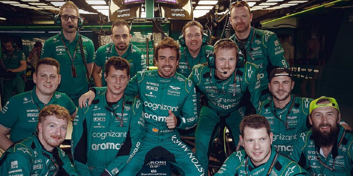 Фернандо Алонсо і команда Астон Мартін / instagram.com/fernandoalo_oficial
