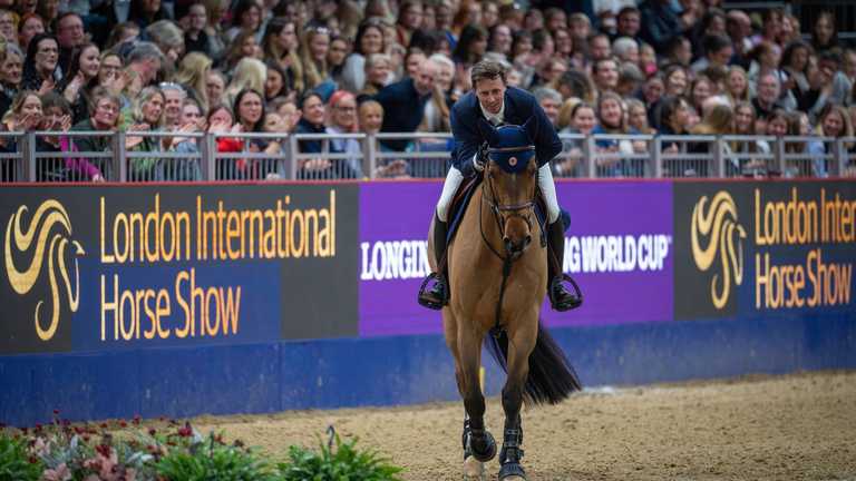 Змагання з кінного спорту / Фото FEI Змагання з кінного спорту / Фото FEI