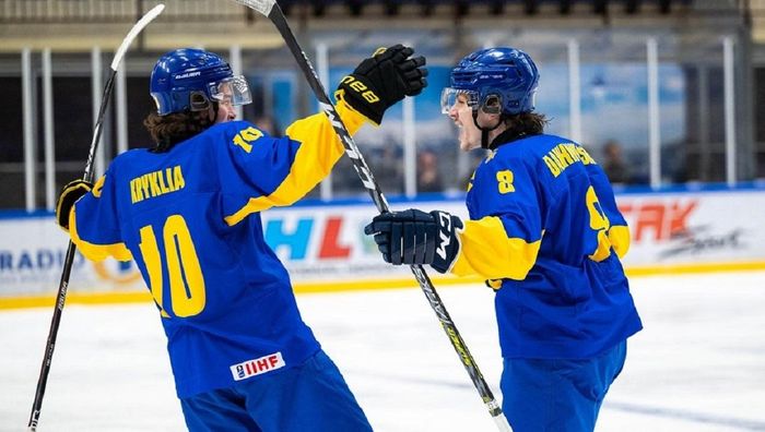 Сборная Украины по хоккею в овертайме выиграла сверхважную победу над Италией на молодежном ЧМ