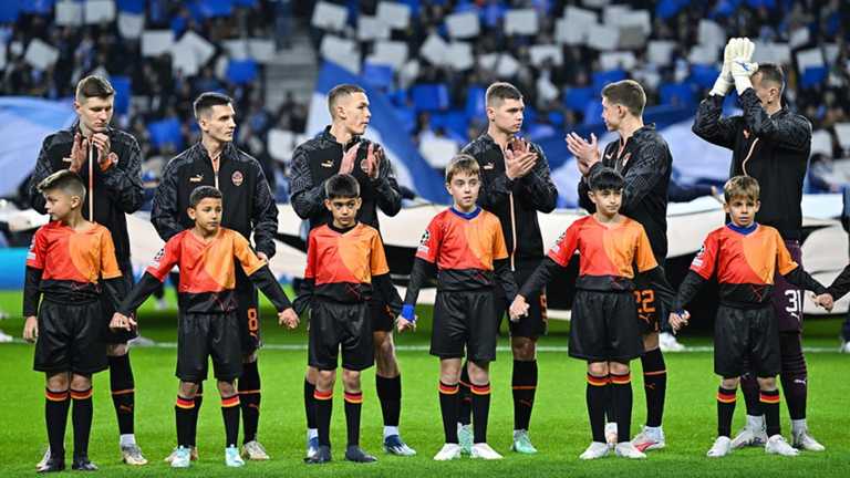 Гравці Шахтаря перед матчем з Порту / Фото ФК Шахтар Гравці Шахтаря перед матчем з Порту / Фото ФК Шахтар