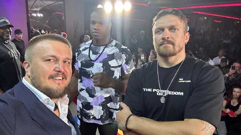 Олександр Красюк і Олександр Усик / instagram.com/alex.krassyuk Олександр Красюк і Олександр Усик / instagram.com/alex.krassyuk