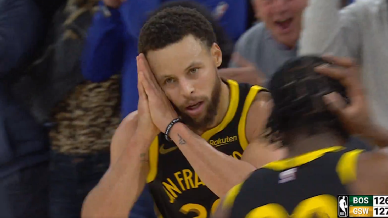 Стефен Каррі / Скриншот трансляції Стефен Каррі / Скриншот трансляції