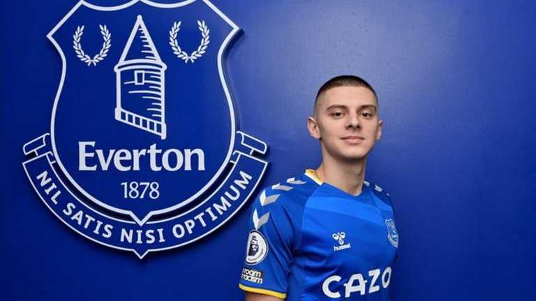 Віталій Миколенко / Фото ФК Евертон Віталій Миколенко / Фото ФК Евертон