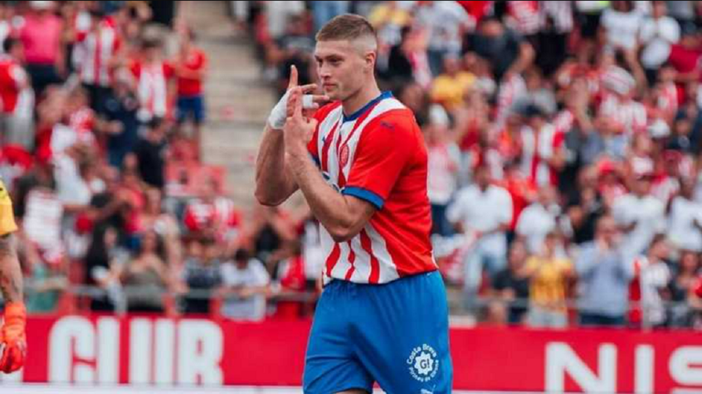 Артем Довбик / Фото ФК Жирона Артем Довбик / Фото ФК Жирона