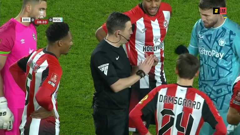 Брентфорд – Вулверхемптон / скріншот трансляції Брентфорд – Вулверхемптон / скріншот трансляції