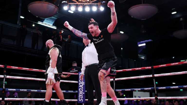 Миронець святкує перемогу над Горманом / Фото Lewis Storey / Getty Images Миронець святкує перемогу над Горманом / Фото Lewis Storey / Getty Images