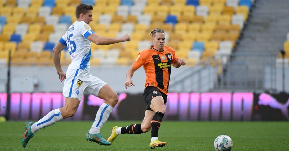 Илья Забарный и Михаил Мудрик в составе Динамо и Шахтера / Фото УПЛ Илья Забарный и Михаил Мудрик в составе Динамо и Шахтера / Фото УПЛ