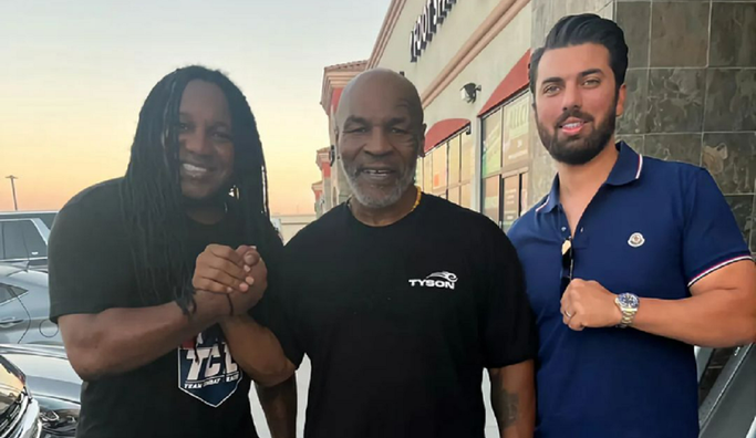 Майк Тайсон готує Нганну до бою з Джошуа – культовий боксер допомагав і перед поєдинком з Ф'юрі