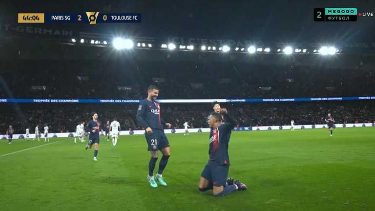 ПСЖ обіграв Тулузу / Скріншот з трансляції ПСЖ обіграв Тулузу / Скріншот з трансляції