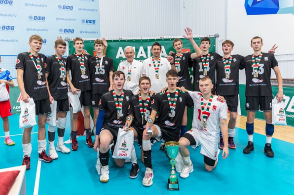 Зашквар дня: у російському турнірі взяли участь волейбольні команди з Китаю, білорусі, Казахстану, а також збірна "ЛНР/ДНР"