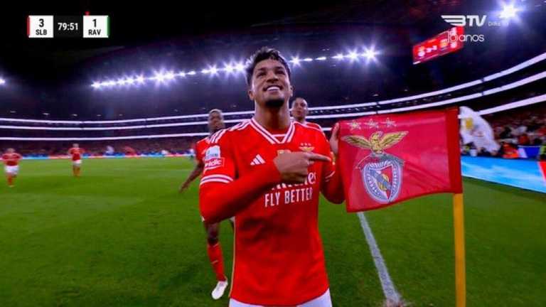 Маркос Леонардо / Скріншот з трансляції Маркос Леонардо / Скріншот з трансляції