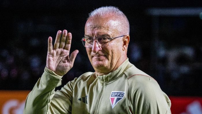 Сборная Бразилии по футболу официально получила нового тренера после провала из Анчелотти