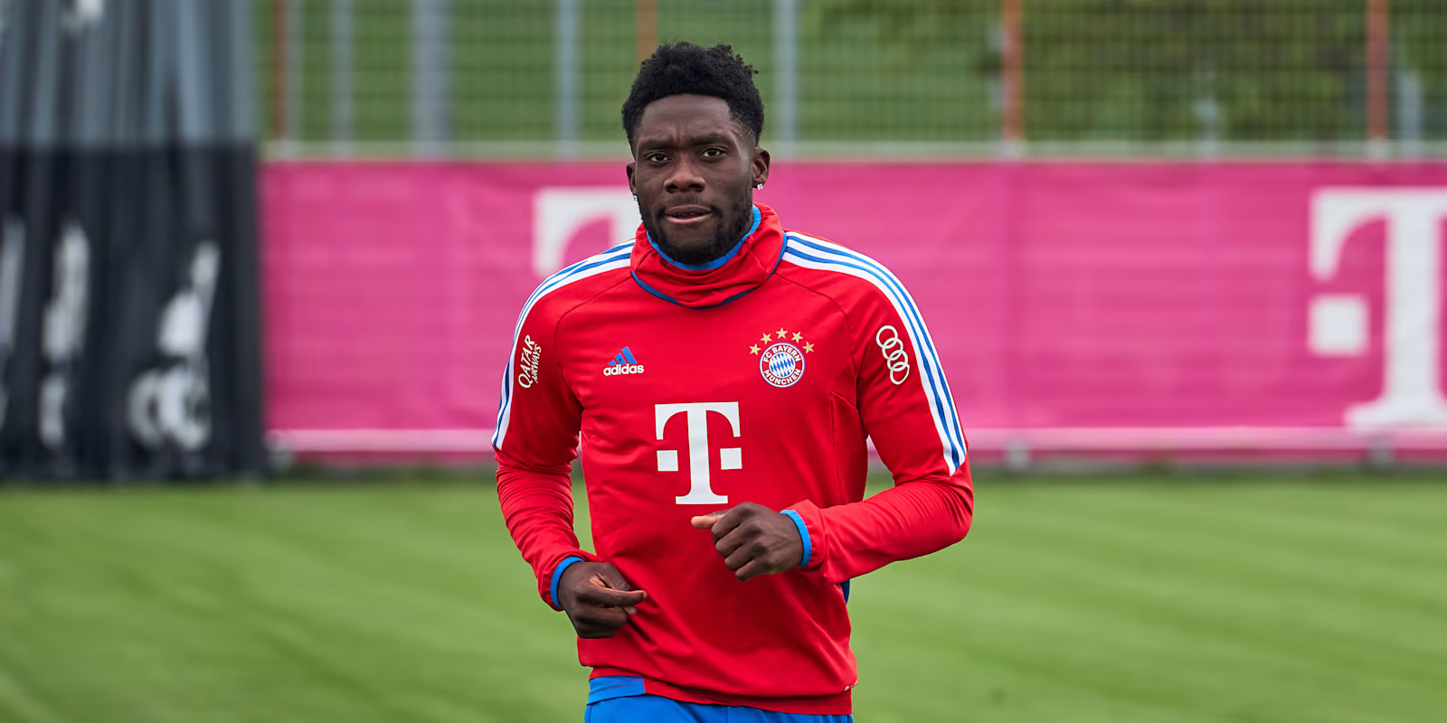 Альфонсо Дэвис / Фото fcbayern.com