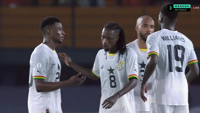 Кубок Африки: Нсуе оформив перший хет-трик на турнірі, Нігерія обійшла Кот-д'Івуар, травма Салаха
