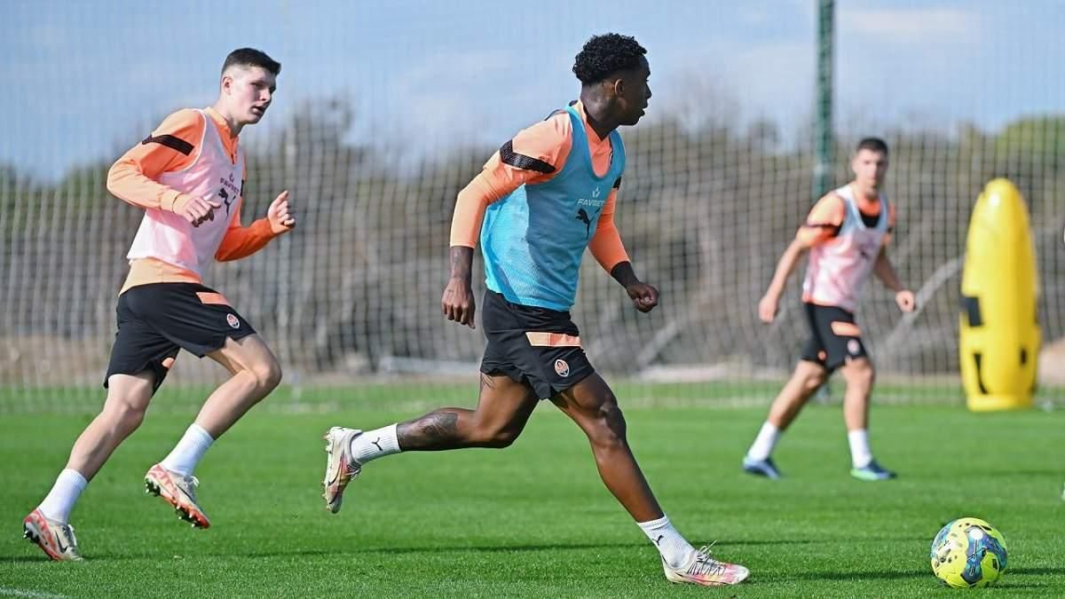 Фото ФК Шахтар