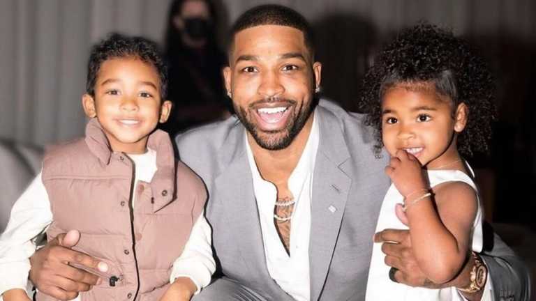 Трістан Томпсон з дітьми / Фото instagram.com/khloekardashian Трістан Томпсон з дітьми / Фото instagram.com/khloekardashian