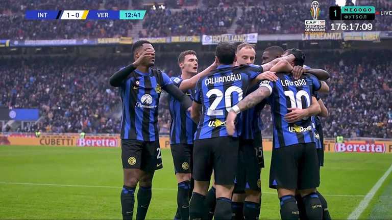 Інтер святкує гол / Скріншот з трансляції Інтер святкує гол / Скріншот з трансляції