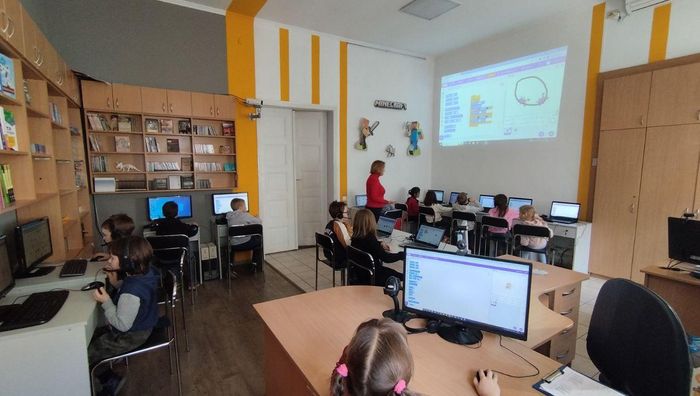 Вже 546 дітей безкоштовно навчаються програмуванню на курсах Scratch від Favbet Foundation та Code Club Україна