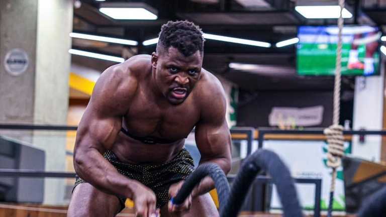 Френсіс Нганну / Фото instagram.com/francisngannou Френсіс Нганну / Фото instagram.com/francisngannou