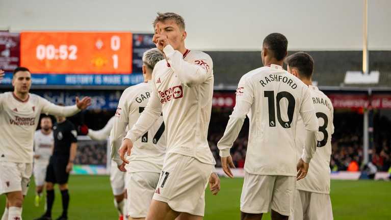 Расмус Хёйлунд / Фото: Ash Donelon / Manchester United via Getty Images Расмус Хёйлунд / Фото: Ash Donelon / Manchester United via Getty Images