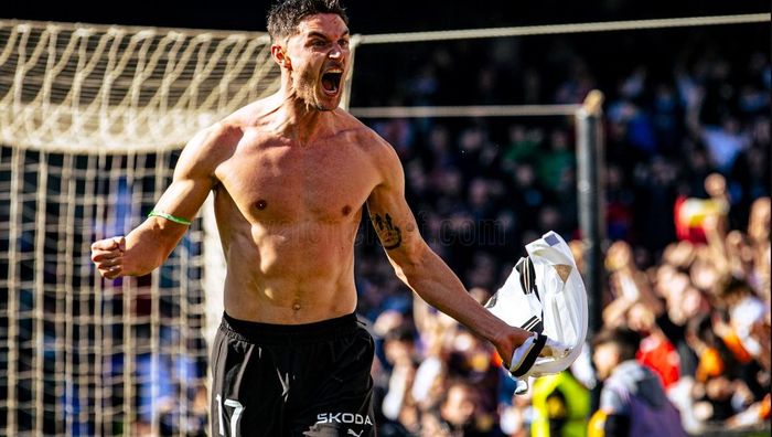 Яремчук забил второй гол в Ла Лиге и помог Валенсии одержать победу над аутсайдером Яремчук забил второй гол в Ла Лиге и помог Валенсии одержать победу над аутсайдером