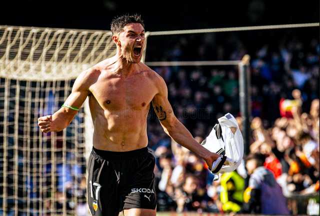 Роман Яремчук / Фото ФК Валенсія Роман Яремчук / Фото ФК Валенсія