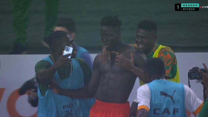 Кот-д'Івуар у меншості дотиснув Малі, героїзм воротаря в серії пенальті протягнув ПАР у півфінал КАН