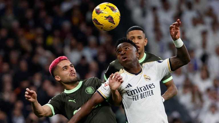 Ян Коуту против Винисиуса Жуниора / Фото EFE Ян Коуту против Винисиуса Жуниора / Фото EFE