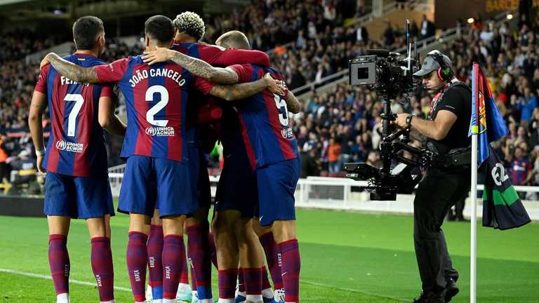 Игроки Барселоны / Фото: Getty Images Игроки Барселоны / Фото: Getty Images