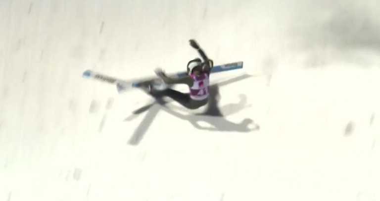 Жанна Глухова під час падіння / Скріншот з відео