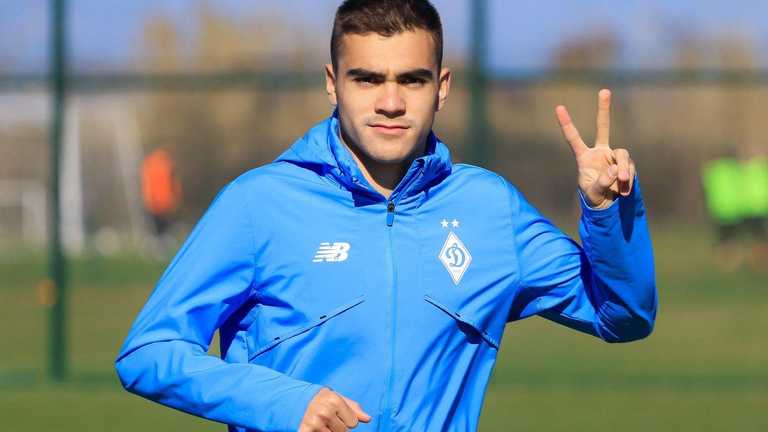 Костянтин Вівчаренко / фото ФК Динамо Костянтин Вівчаренко / фото ФК Динамо