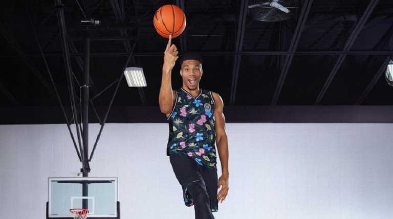 Янніс Адетокумбо / Фото instagram.com/giannis_an34 Янніс Адетокумбо / Фото instagram.com/giannis_an34