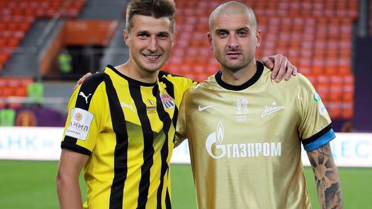 Полярус та Ракицький під час виступів в росії / Фото з соцмереж Полярус та Ракицький під час виступів в росії / Фото з соцмереж