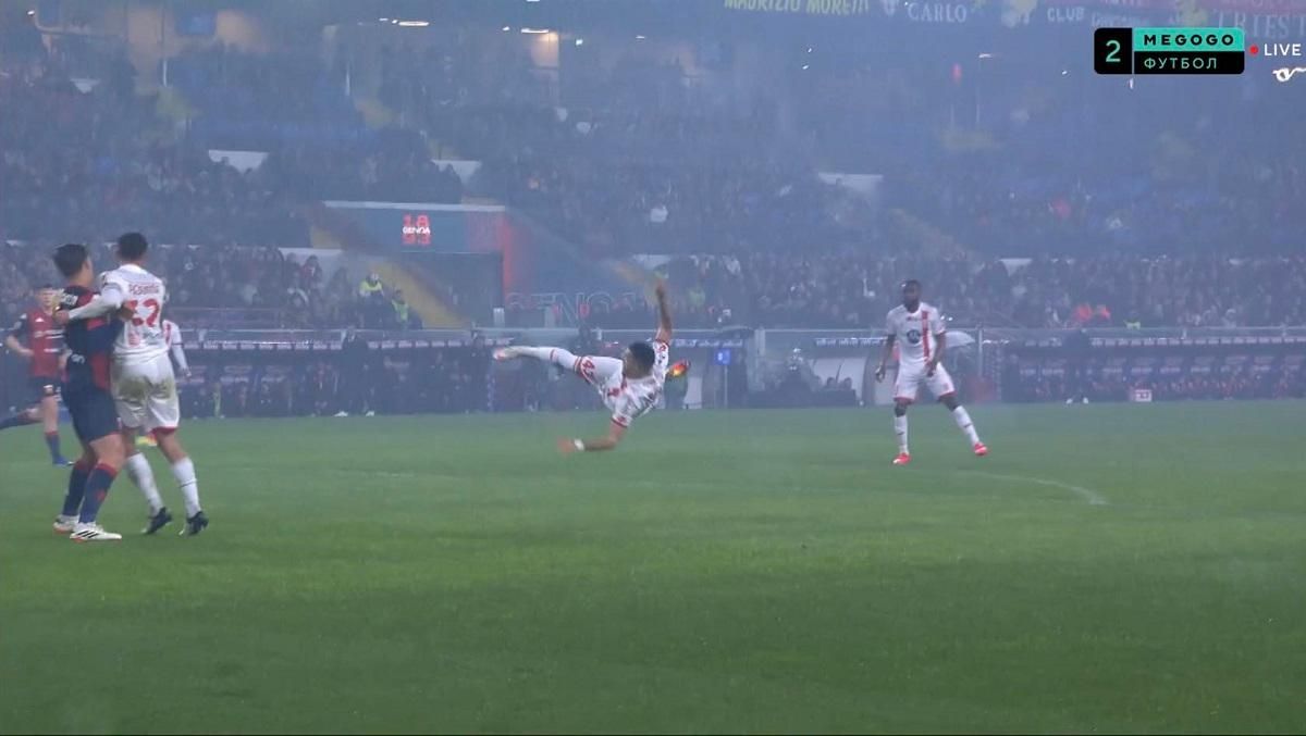 Мота забил ножницами / Скриншот с трансляции