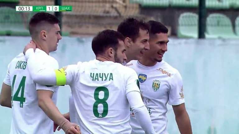 Гравці Карпат святкують гол / Скріншот з трансляції Гравці Карпат святкують гол / Скріншот з трансляції