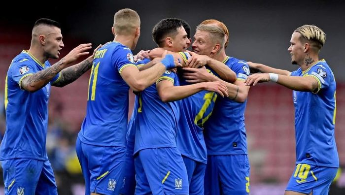 Сборная Украины по футболу официально проведет товарищеский матч с Польшей