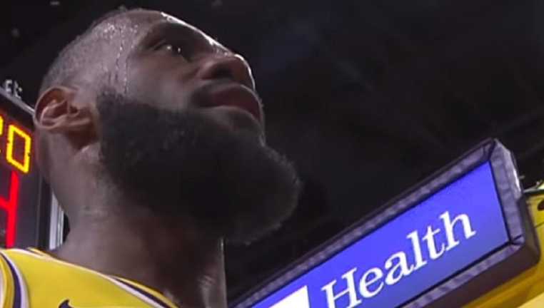 Леброн Джеймс / Скріншот з трансляції Леброн Джеймс / Скріншот з трансляції