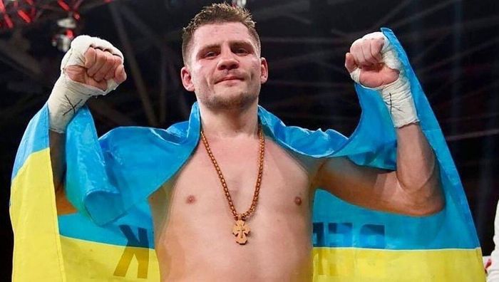 Український боксер пояснив, від чого залежатиме результат майбутнього бою Берінчика: "Наваррете – надсильний боксер"