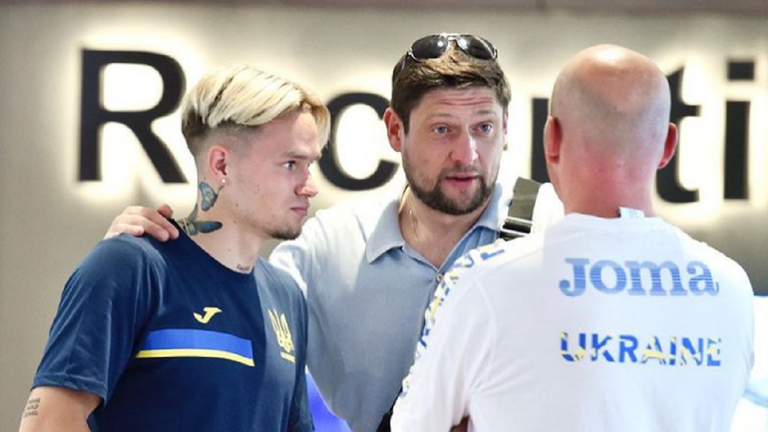Євген Селезньов і Михайло Мудрик / Фото УАФ Євген Селезньов і Михайло Мудрик / Фото УАФ