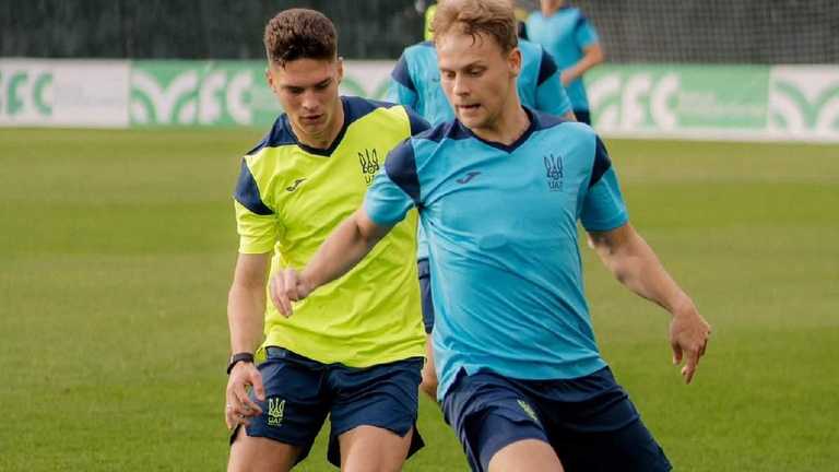 Георгій Судаков (ліворуч) / УАФ Георгій Судаков (ліворуч) / УАФ