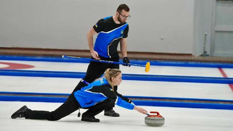 Катерина Якимець та Михайло Плесканка – перші в історії України дефлімпійські чемпіони з керлінгу / Winter Deaflympics Катерина Якимець та Михайло Плесканка – перші в історії України дефлімпійські чемпіони з керлінгу / Winter Deaflympics
