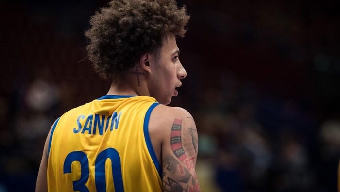 Звезда сборной Украины по баскетболу в детстве подвергался буллингу из-за цвета кожи: "Было тяжело"