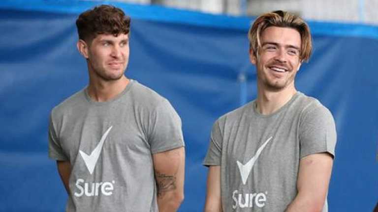 Стоунз и Грилиш / Скриншот из видео Стоунз и Грилиш / Скриншот из видео