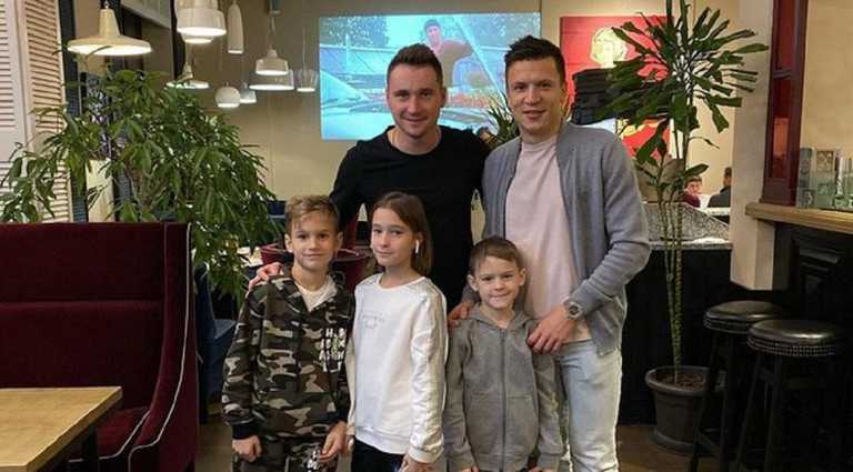 Денис Олейник и Евгений Коноплянка / Фото из соцсетей Денис Олейник и Евгений Коноплянка / Фото из соцсетей