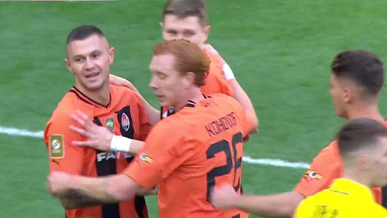 Гравці Шахтаря / Скріншот з відео Гравці Шахтаря / Скріншот з відео